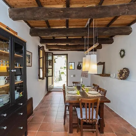 Dimora Concept - Casa Laetitia Pornassio