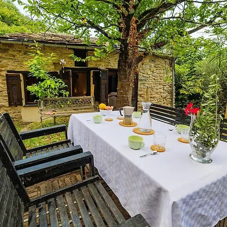 Dimora Concept - Casa Laetitia Hébergement de vacances Pornassio