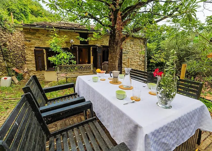 Dimora Concept - Casa Laetitia Vakantiehuis Pornassio